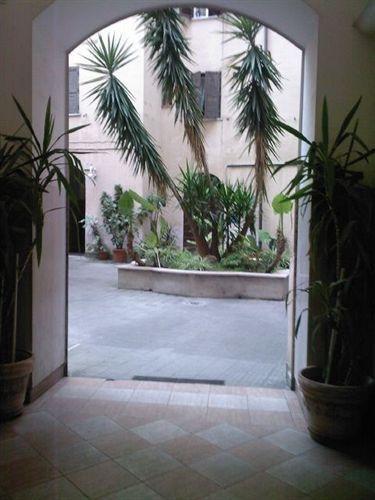 Roma Prince Inn Accommodation Luaran gambar